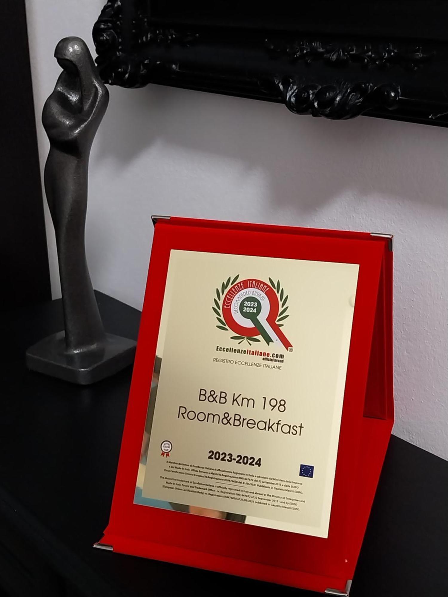 B&B Km 198 - Letto E Colazione Sorbara Buitenkant foto