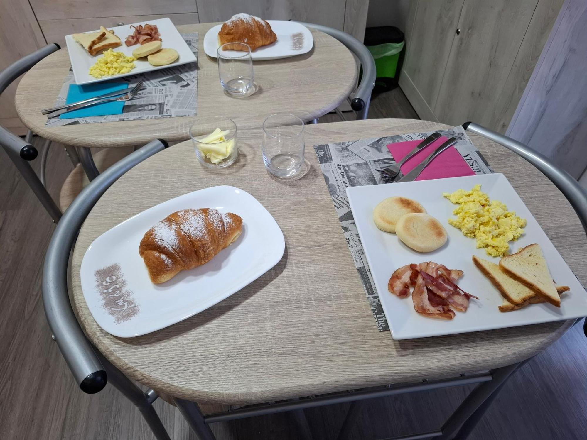 B&B Km 198 - Letto E Colazione Sorbara Buitenkant foto